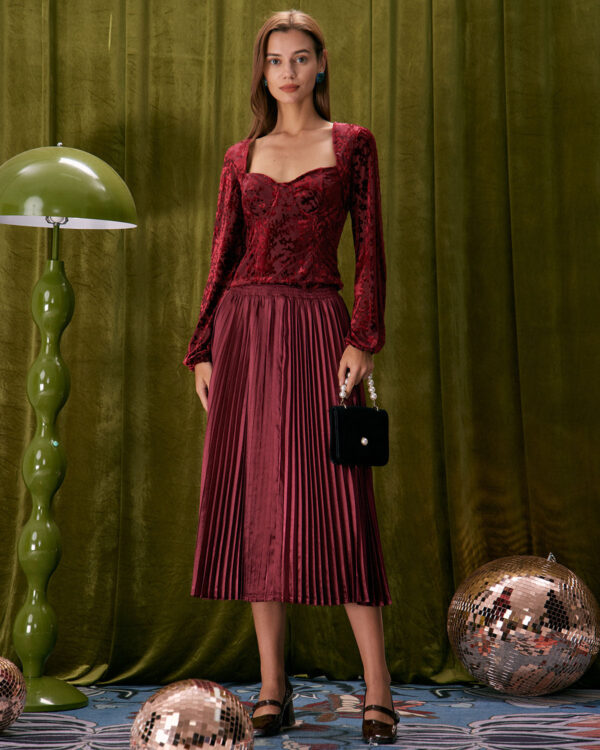 The Red Sweetheart Neck Burnout Blouse - Image 4