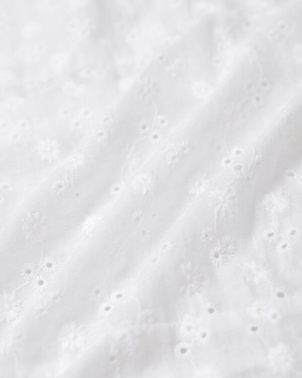 White Sweetheart Neck Puffed Sleeve Blouse - Image 3