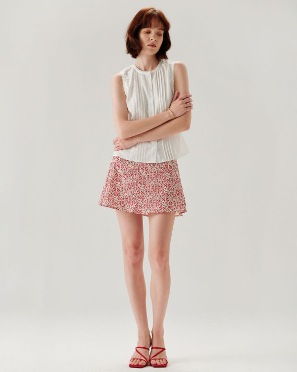 White Crew Neck Button Sleeveless Blouse - Image 3